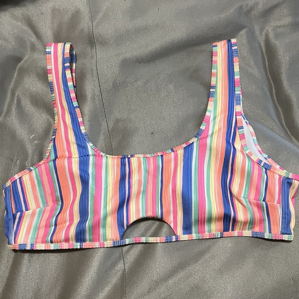 No Boundaries Junior's Peek-a-boo Bralette Bikini Swim Top XL/XG‎ 15-17